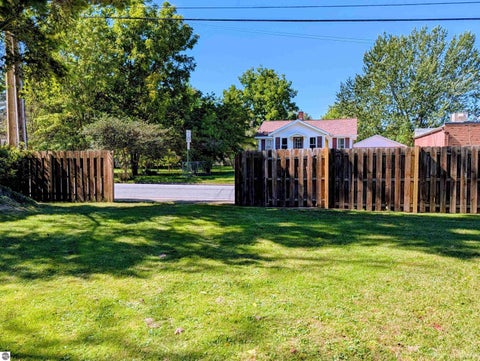 Tiny photo for 317 Midland Road, Auburn, MI 48611 (MLS # 1951034)