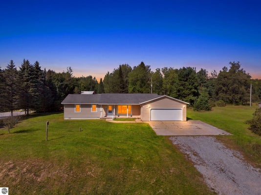 3912 W SANBORN RD, LAKE CITY, MI 49651 - Image 9fc4f93002dfd3ba1ff620a95f4717a5/3134679041