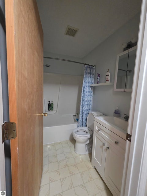 Tiny photo for 18860 Lakewood Circle, Lake Ann, MI 49650 (MLS # 1950602)