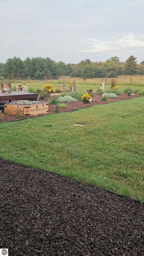 Tiny photo for 2082 S Mackinaw Trail, Cadillac, MI 49601 (MLS # 1943217)