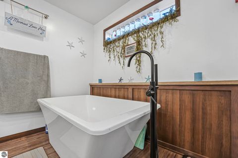 Tiny photo for 2082 S Mackinaw Trail, Cadillac, MI 49601 (MLS # 1943217)