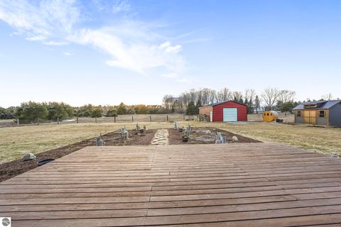 Tiny photo for 2082 S Mackinaw Trail, Cadillac, MI 49601 (MLS # 1943217)