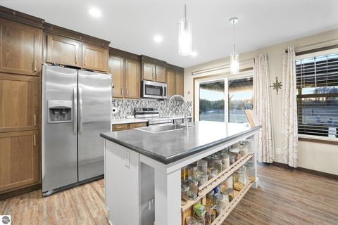 Tiny photo for 2082 S Mackinaw Trail, Cadillac, MI 49601 (MLS # 1943217)