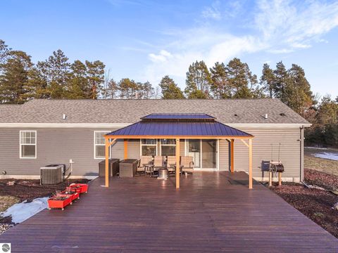 Tiny photo for 2082 S Mackinaw Trail, Cadillac, MI 49601 (MLS # 1943217)