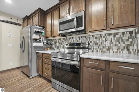 Tiny photo for 2082 S Mackinaw Trail, Cadillac, MI 49601 (MLS # 1943217)