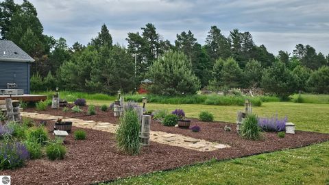 Tiny photo for 2082 S Mackinaw Trail, Cadillac, MI 49601 (MLS # 1943217)