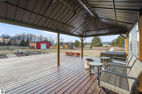 Tiny photo for 2082 S Mackinaw Trail, Cadillac, MI 49601 (MLS # 1943217)