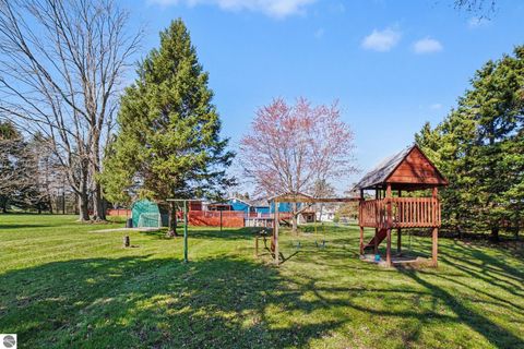 Tiny photo for 7818 N Luce Road, Alma, MI 48801 (MLS # 1944151)