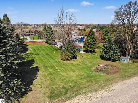 Tiny photo for 7818 N Luce Road, Alma, MI 48801 (MLS # 1944151)