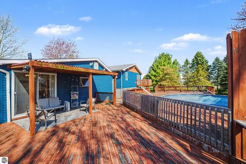 Tiny photo for 7818 N Luce Road, Alma, MI 48801 (MLS # 1944151)