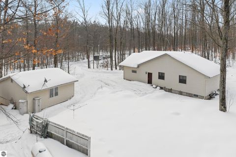 Tiny photo for 1306 S Orchard Rd, Petoskey, MI 49770 (MLS # 1942413)