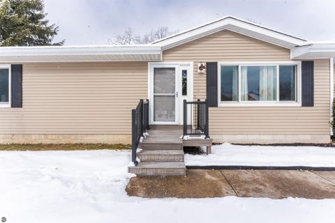 Tiny photo for 1236 Valley Drive, Traverse City, MI 49685 (MLS # 1942464)