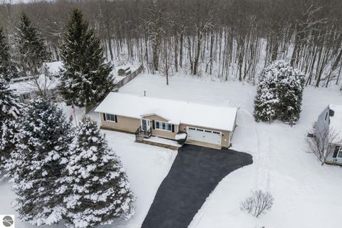 Tiny photo for 1236 Valley Drive, Traverse City, MI 49685 (MLS # 1942464)
