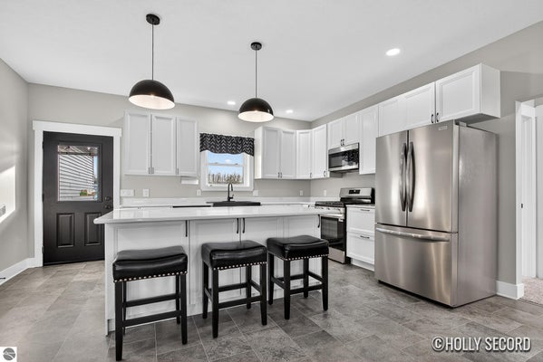 2857 PEREGRINE DR, ELMIRA, MI 49730 - Image a210ea49fbd1d7d654a5ef406f527bfe/463702156