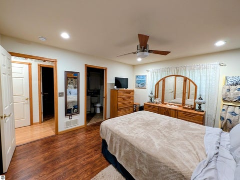 Tiny photo for 5259 E 31st Street, Au Gres, MI 48703 (MLS # 1951068)