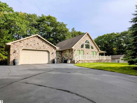 Tiny photo for 5259 E 31st Street, Au Gres, MI 48703 (MLS # 1951068)