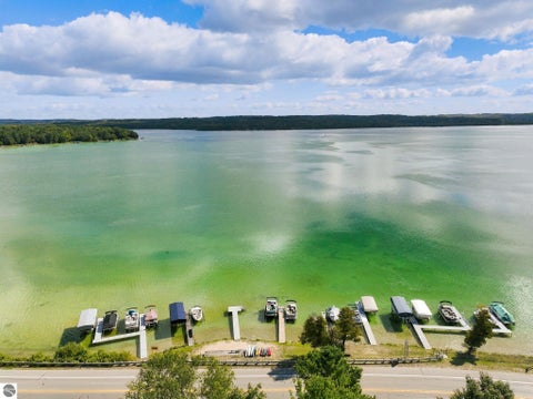 Tiny photo for 4005 E Oxford Drive, Leland, MI 49654 (MLS # 1950619)