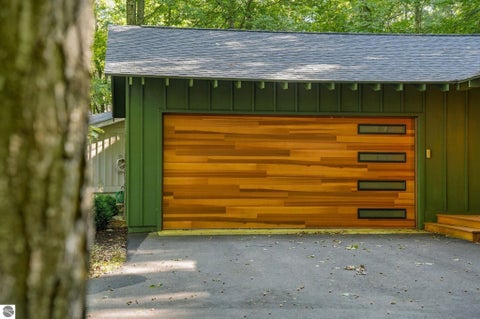 Tiny photo for 4005 E Oxford Drive, Leland, MI 49654 (MLS # 1950619)