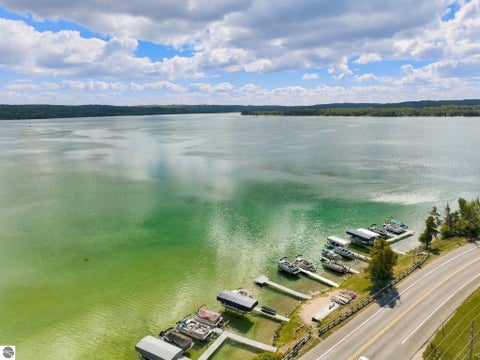 Tiny photo for 4005 E Oxford Drive, Leland, MI 49654 (MLS # 1950619)