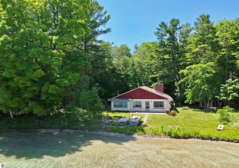 Tiny photo for 6439 S Sunset DR, Glen Arbor, MI 49636 (MLS # 1947982)
