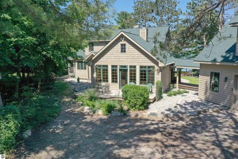 Photo of 8431 Drake Lane, Williamsburg, MI 49690 (MLS # 1944779)