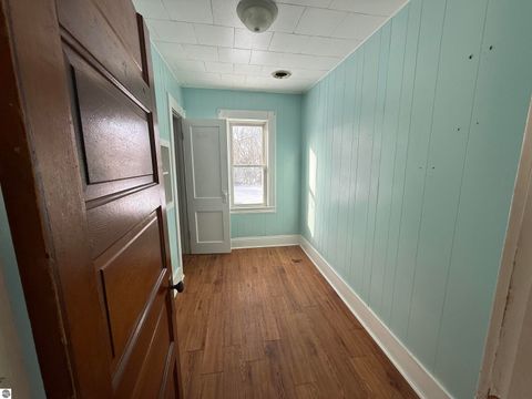 Tiny photo for 310 N Kinney Avenue, Mt Pleasant, MI 48858 (MLS # 1942986)