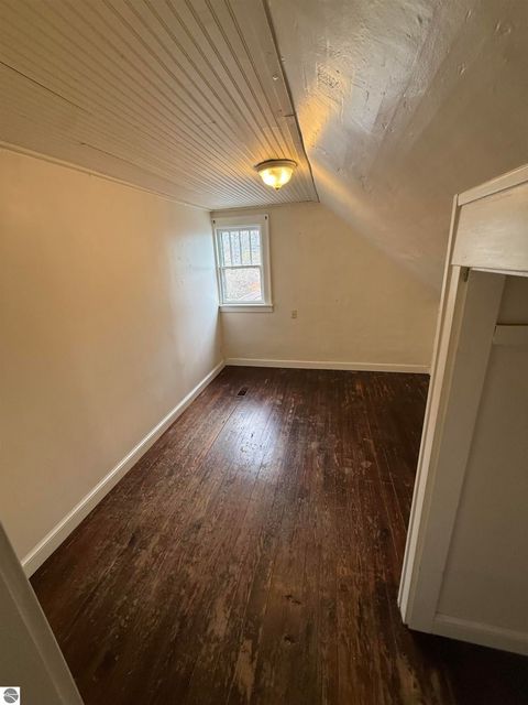 Tiny photo for 610 S Washington Street, Mt Pleasant, MI 48858 (MLS # 1940739)