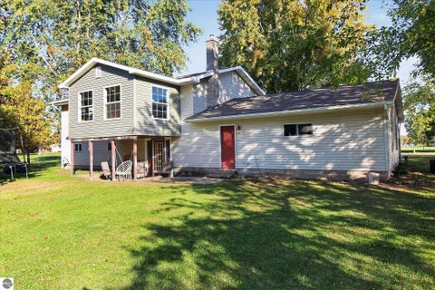 Tiny photo for 11575 Fifth Street, Riverdale, MI 48877 (MLS # 1951472)