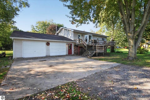 Tiny photo for 11575 Fifth Street, Riverdale, MI 48877 (MLS # 1951472)