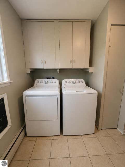 Tiny photo for 412 Rockingham Avenue, Alma, MI 48801 (MLS # 1946559)