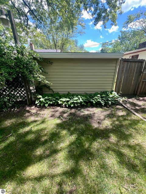 Tiny photo for 412 Rockingham Avenue, Alma, MI 48801 (MLS # 1946559)