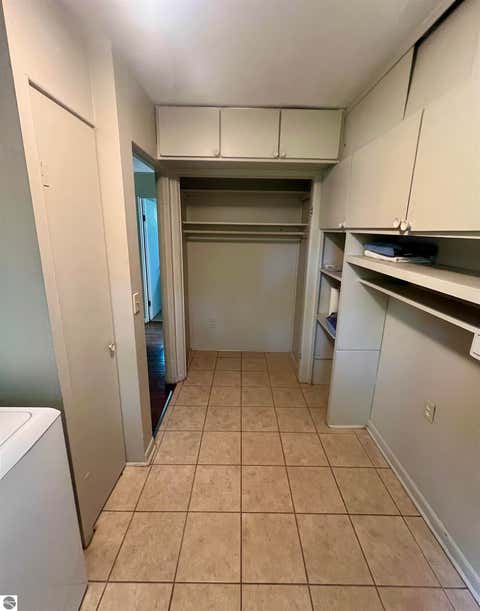 Tiny photo for 412 Rockingham Avenue, Alma, MI 48801 (MLS # 1946559)