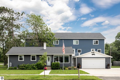 Tiny photo for 1022 Centre Street, Traverse City, MI 49686 (MLS # 1947437)