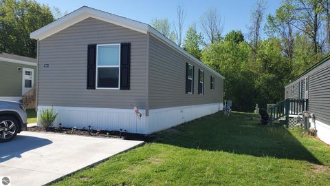 Tiny photo for 1174 Ironstone Drive, Mt Pleasant, MI 48858 (MLS # 1945457)