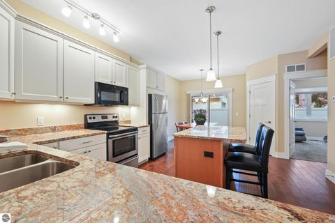 Tiny photo for 431 Munson Place #4, Traverse City, MI 49686 (MLS # 1944940)