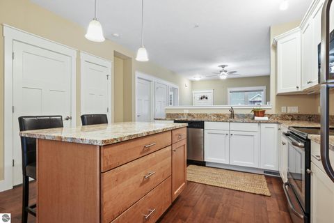 Tiny photo for 431 Munson Place #4, Traverse City, MI 49686 (MLS # 1944940)