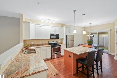 Tiny photo for 431 Munson Place #4, Traverse City, MI 49686 (MLS # 1944940)