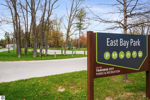Tiny photo for 431 Munson Place #4, Traverse City, MI 49686 (MLS # 1944940)