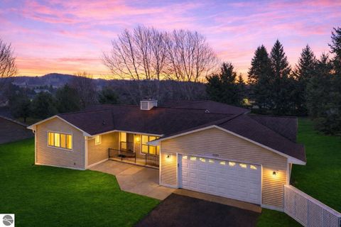 Tiny photo for 5529 Heritage Way, Traverse City, MI 49685 (MLS # 1943900)