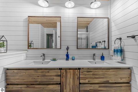 Tiny photo for 5529 Heritage Way, Traverse City, MI 49685 (MLS # 1943900)