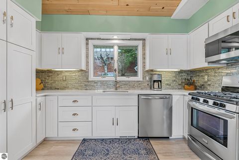 Tiny photo for 5529 Heritage Way, Traverse City, MI 49685 (MLS # 1943900)