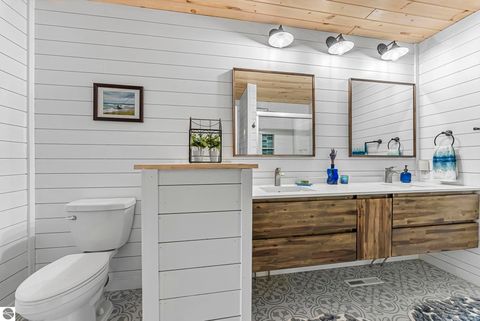 Tiny photo for 5529 Heritage Way, Traverse City, MI 49685 (MLS # 1943900)