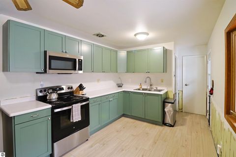 Tiny photo for 990 Glencoe Road, Alma, MI 48801 (MLS # 1941639)