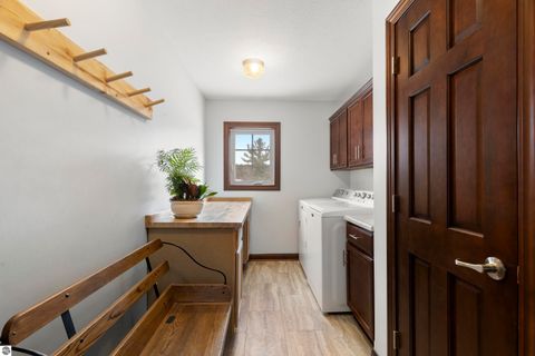 Tiny photo for 2544 Scenic Circle, Honor, MI 49640 (MLS # 1942278)