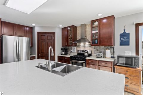 Tiny photo for 2544 Scenic Circle, Honor, MI 49640 (MLS # 1942278)