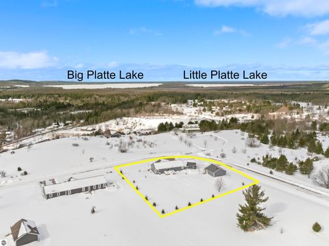 Tiny photo for 2544 Scenic Circle, Honor, MI 49640 (MLS # 1942278)