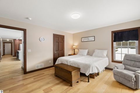 Tiny photo for 2544 Scenic Circle, Honor, MI 49640 (MLS # 1942278)