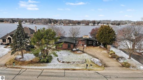 Tiny photo for 1116 Fairway Drive, Lake Isabella, MI 48893 (MLS # 1943181)