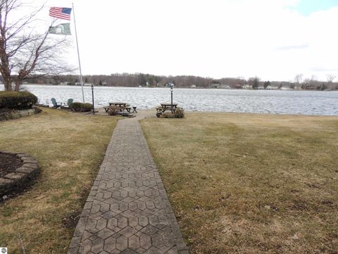 Tiny photo for 1116 Fairway Drive, Lake Isabella, MI 48893 (MLS # 1943181)