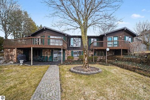 Photo of 1116 Fairway Drive, Lake Isabella, MI 48893 (MLS # 1943181)